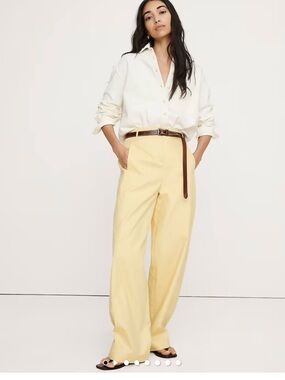 Banana Republic Wide-Leg Pants in Light Yellow